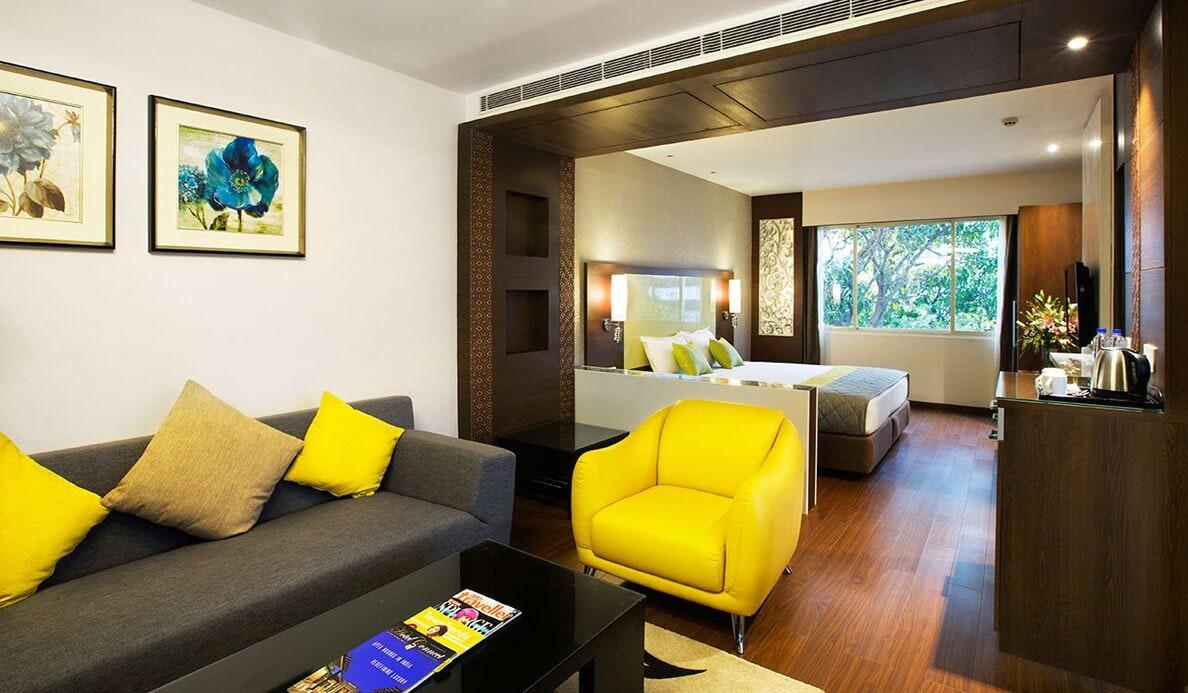 Hotel The The Grand Magrath Бангалор Екстериор снимка